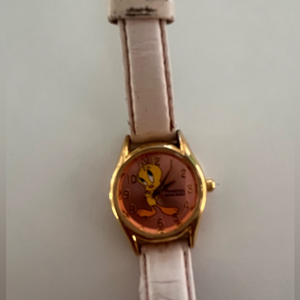 Tweety Bird Gold and Pink Watch Needs New Battery